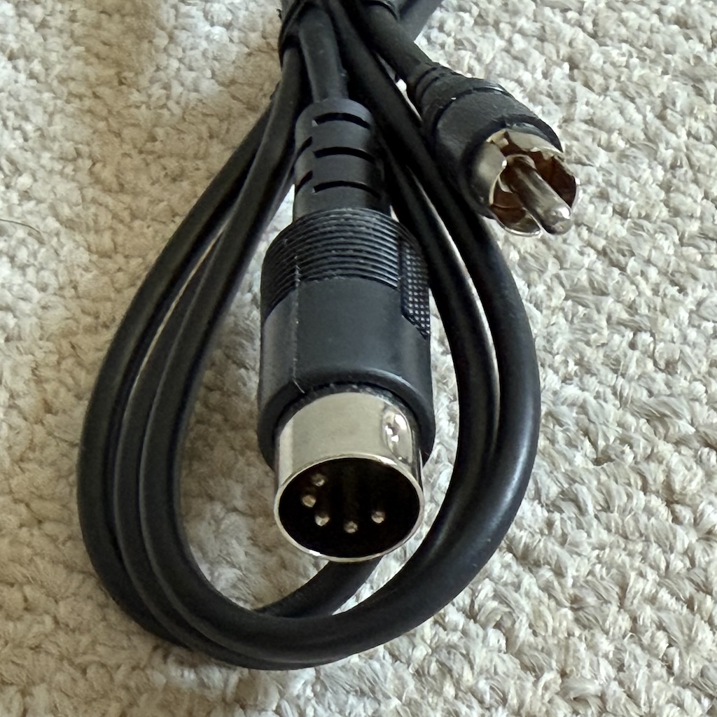 BWCABLE PC-8001mkIIにグリーンディスプレイを接続!令和に蘇る「緑の文字」